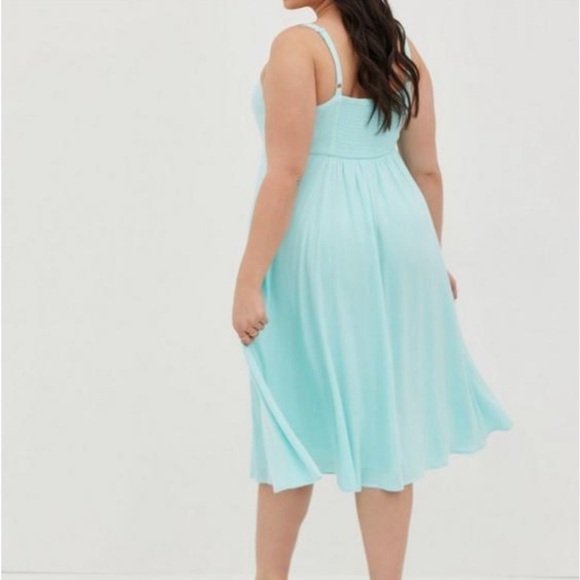 NWOT Torrid Textured Seafoam green button down Woven Midi Dress adjust strap 4X - Picture 4 of 7